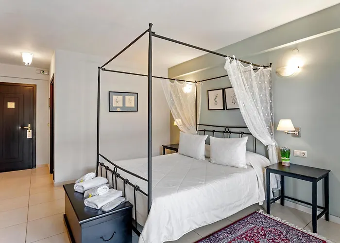 Aerinon Guesthouse