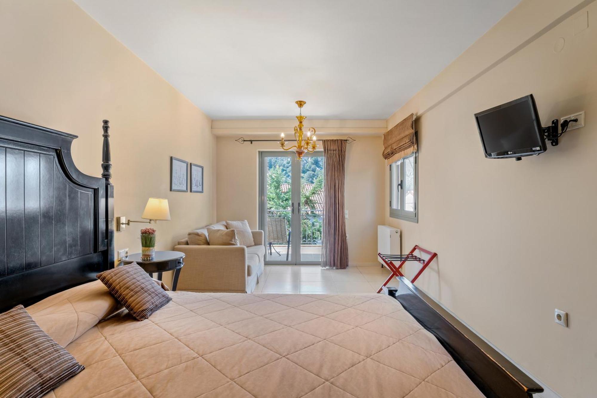 Hotel Aerinon 3*